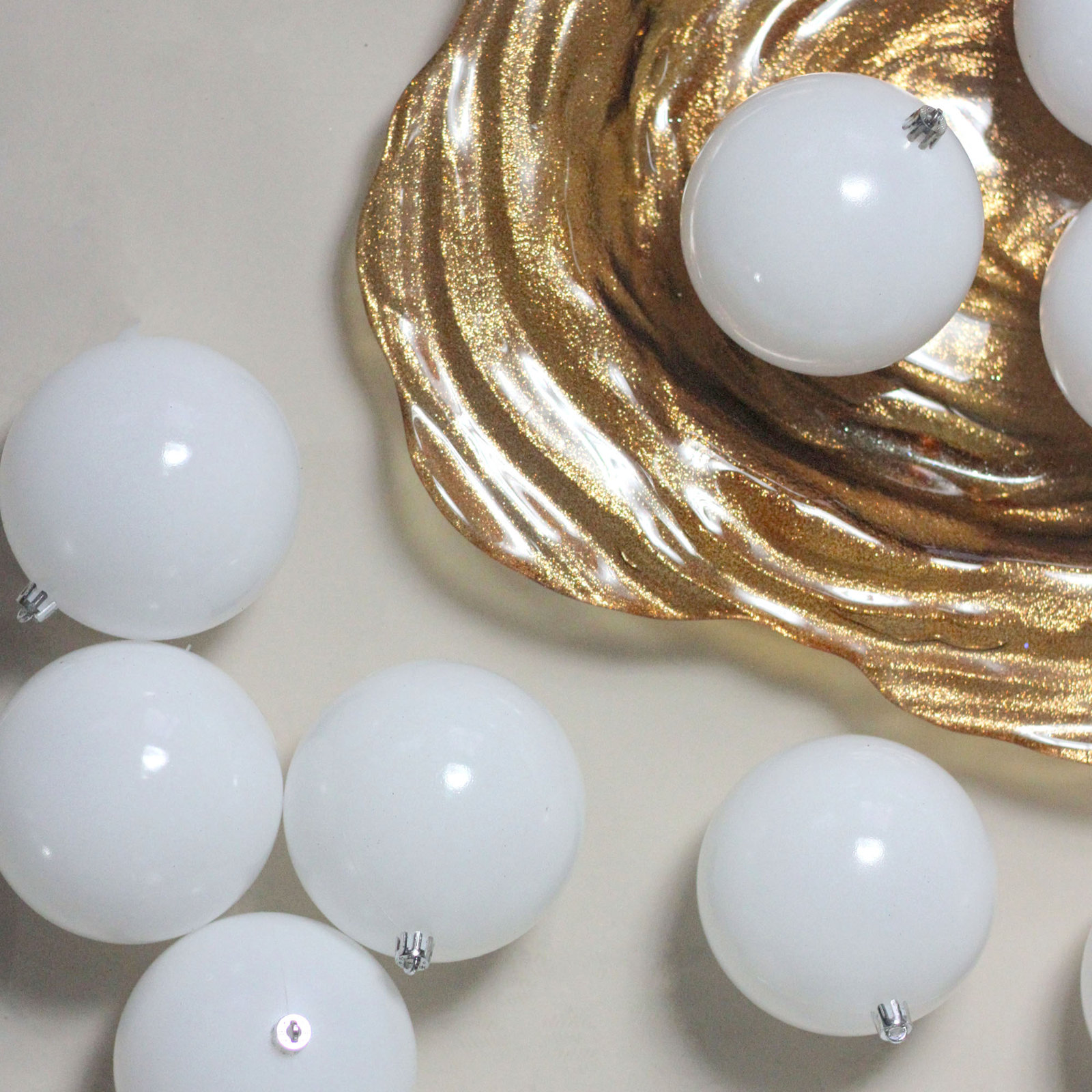 4" Shatterproof Bauble, Winter White