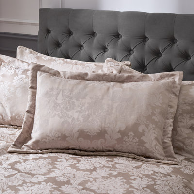 Damask Jacquard Quilted Pillow sham Pair