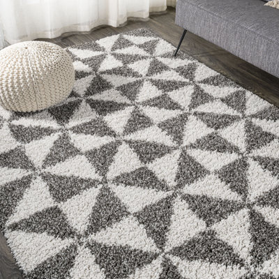 Kuehl Geometric Shag Beige/Dark Gray Rug
