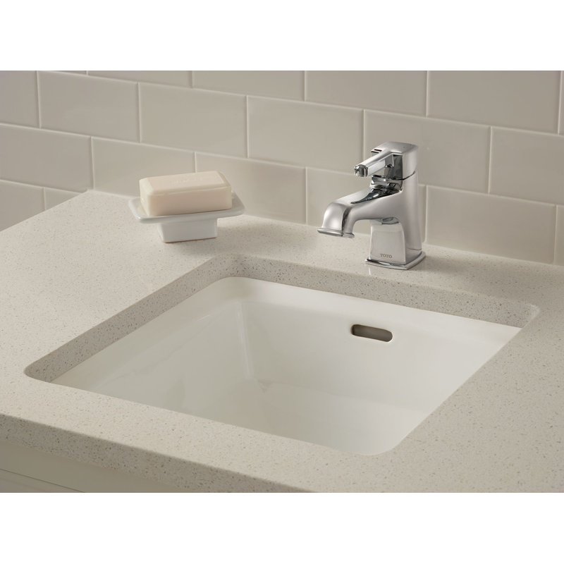 Connelly® Single Hole Bathroom Faucet with Drain Assembly, Polished Chrome