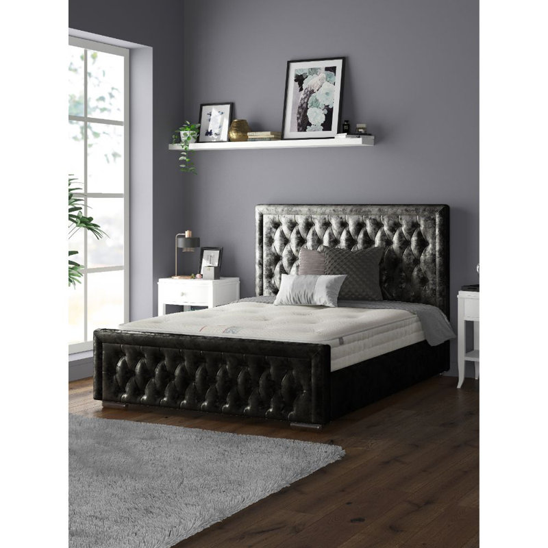 Oneybrook Upholstered Bed, Super King (6'), Black