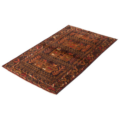 Tapis noir Rare War 3 pi 8 po x 6 pi 3 po