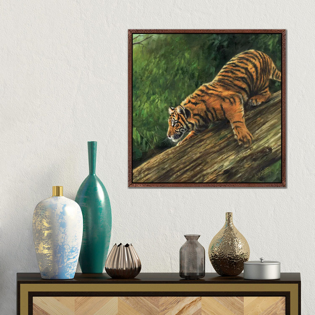 Tiger In Tree von David Stribbling - Galerie-umwickelte Leinwand Giclée