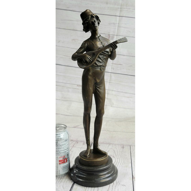 Figurines et sculptures Tella