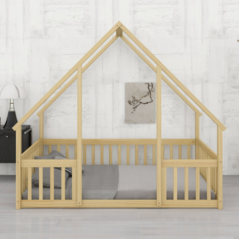 House-Shaped Floor Bed, Fence and Guardrails, Natural