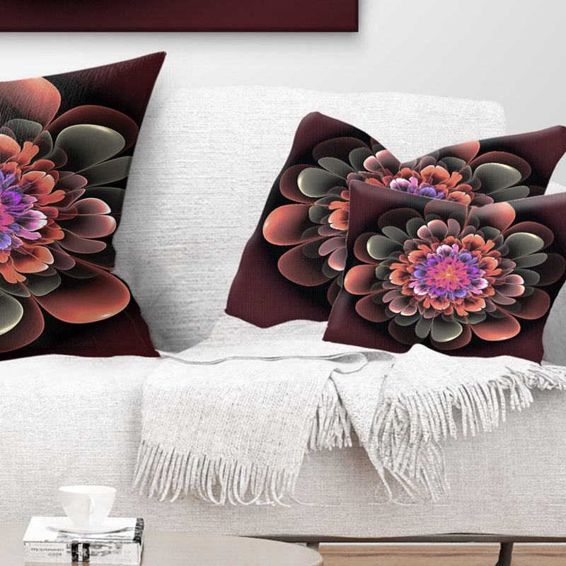 Fleur fractale parfaite en brun foncé - coussin à imprimé floral