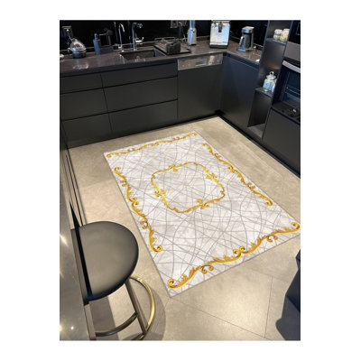 Tapis jaune à rayures