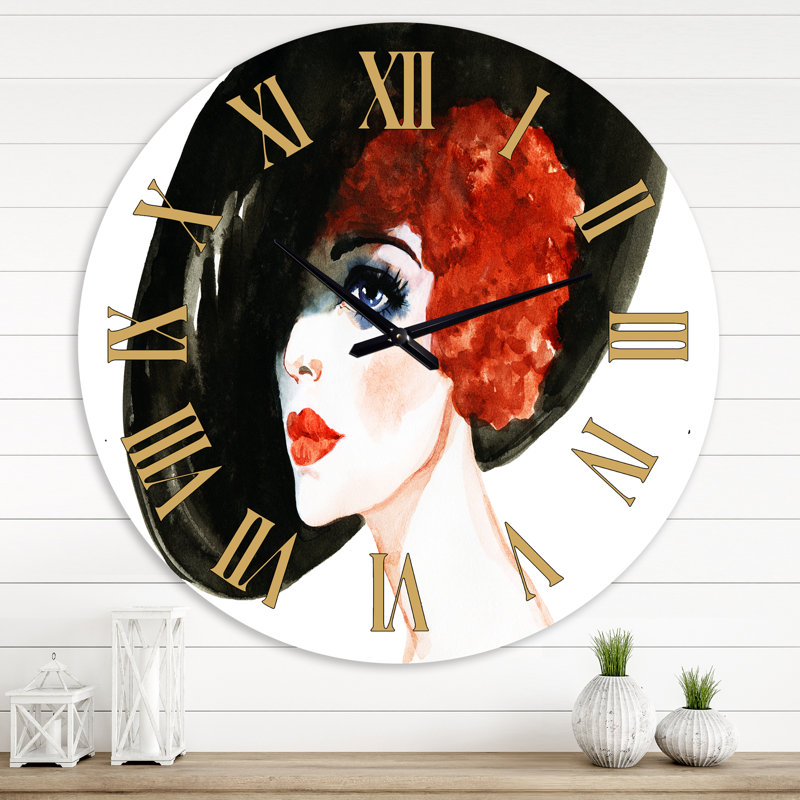 Portrait d'une femme au chapeau rouge - horloge murale moderne, Grand