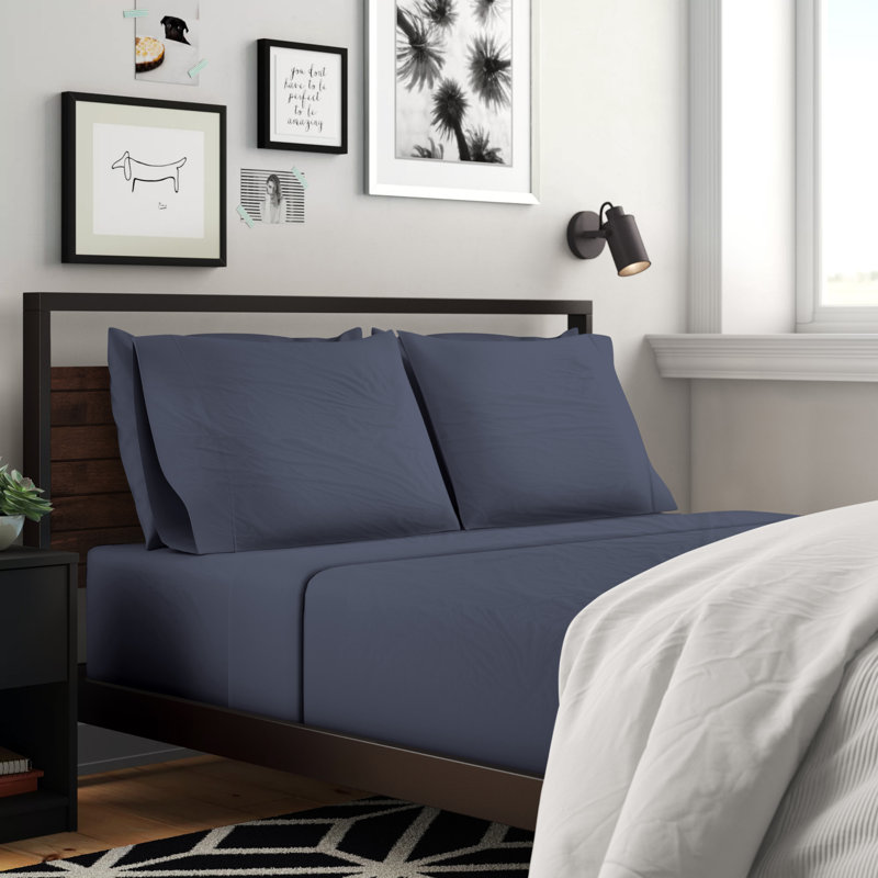 Ensemble de draps en microfibre brossée imitant le satin de coton et offrant une résistance au froissement et respirant