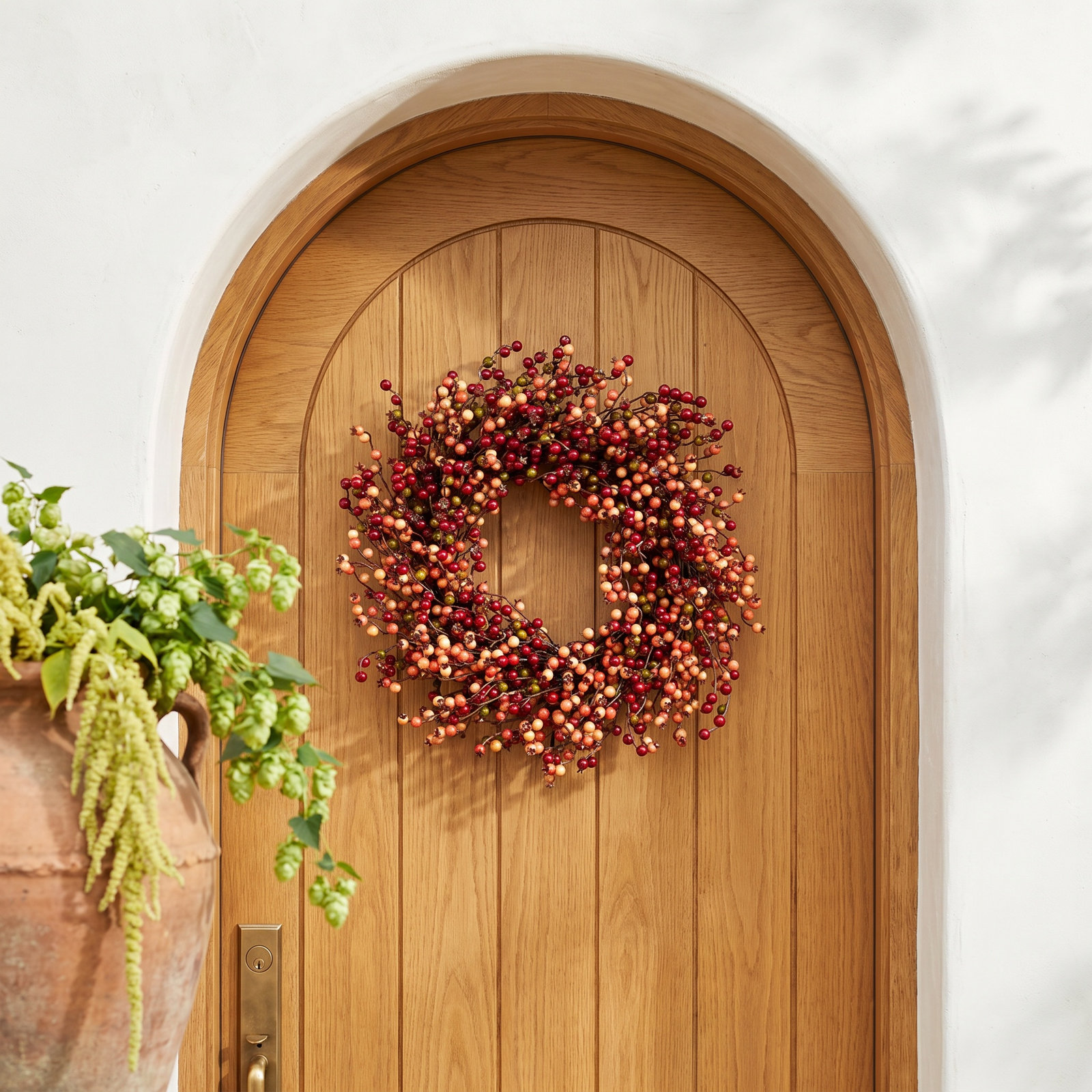 22'' Berry Silk Wreath