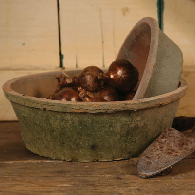 Bromelton Handmade Bulb Pot Planter