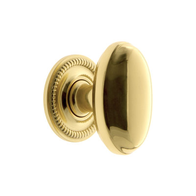 Grandeur Eden Prairie 1-3/4” Cabinet Knob with Newport Rosette