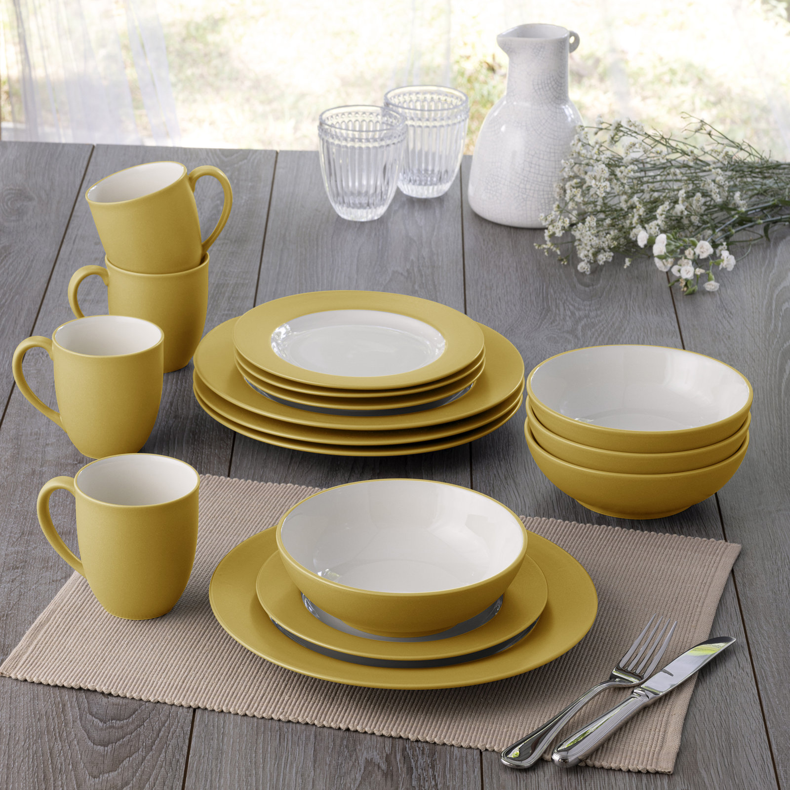 Colorwave Stoneware Dinnerware Set - Service for 4, Mustard