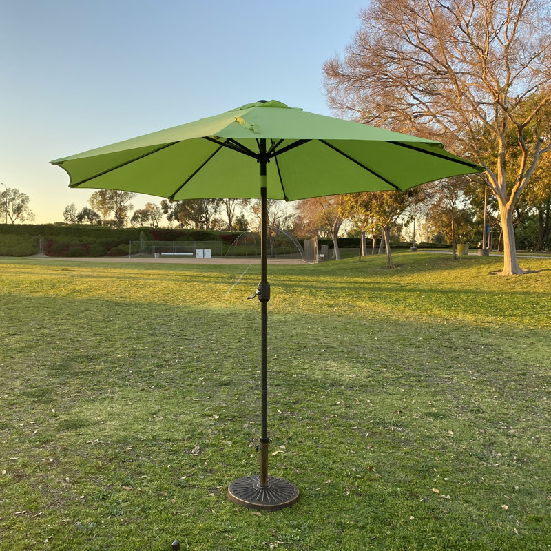 Parasol de marché octogonal 9 pi avec base / vert lime Mirjank