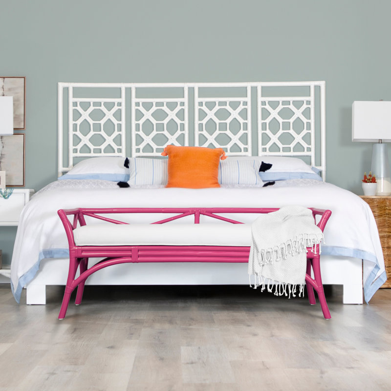 Banc Charlotte, Rose millennial
