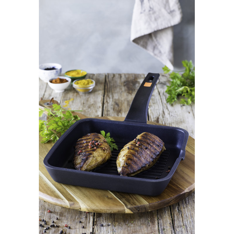 EFFICIENT RIBBED GRILL PAN 28x28 cm