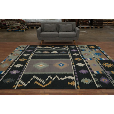 Tapis bohémien kilim 10 x 10 avec charme à motif ethnique