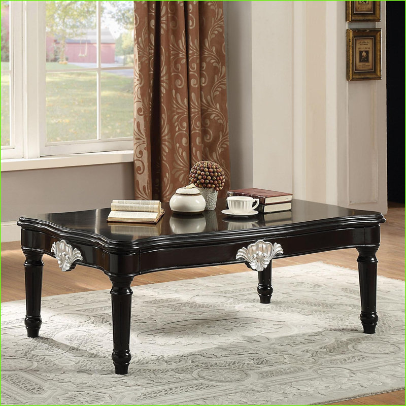 Table basse noire traditionnelle avec pieds tournés, plateau en bois festonné - centre de table de salon durable