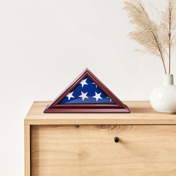 Pin Flag Mini Float Display Case - Cherry