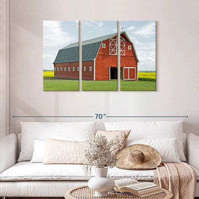 Lilie Country Red Barn