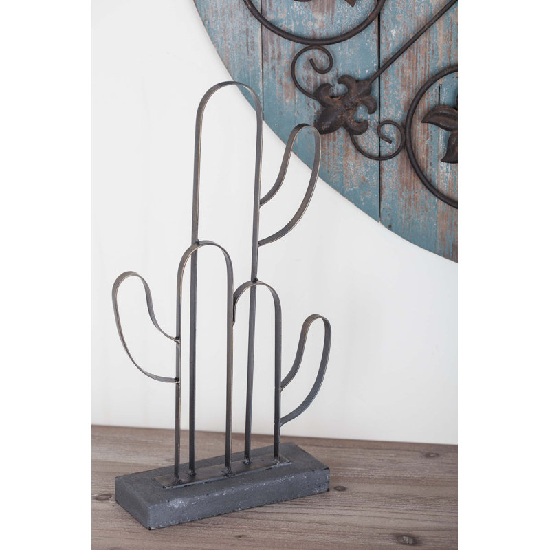 Sculpture de cactus en métal Orwell, H 16 po x l 7 po x P 3 po