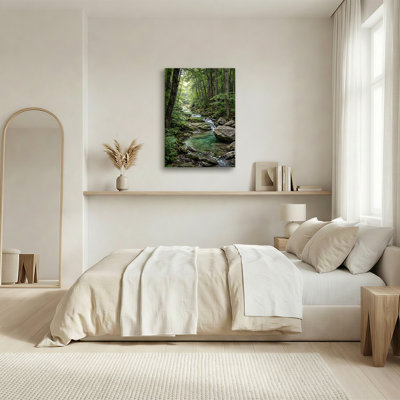 «Green Forest Stream Flowing Over Mossy Rocks», art mural sur toile