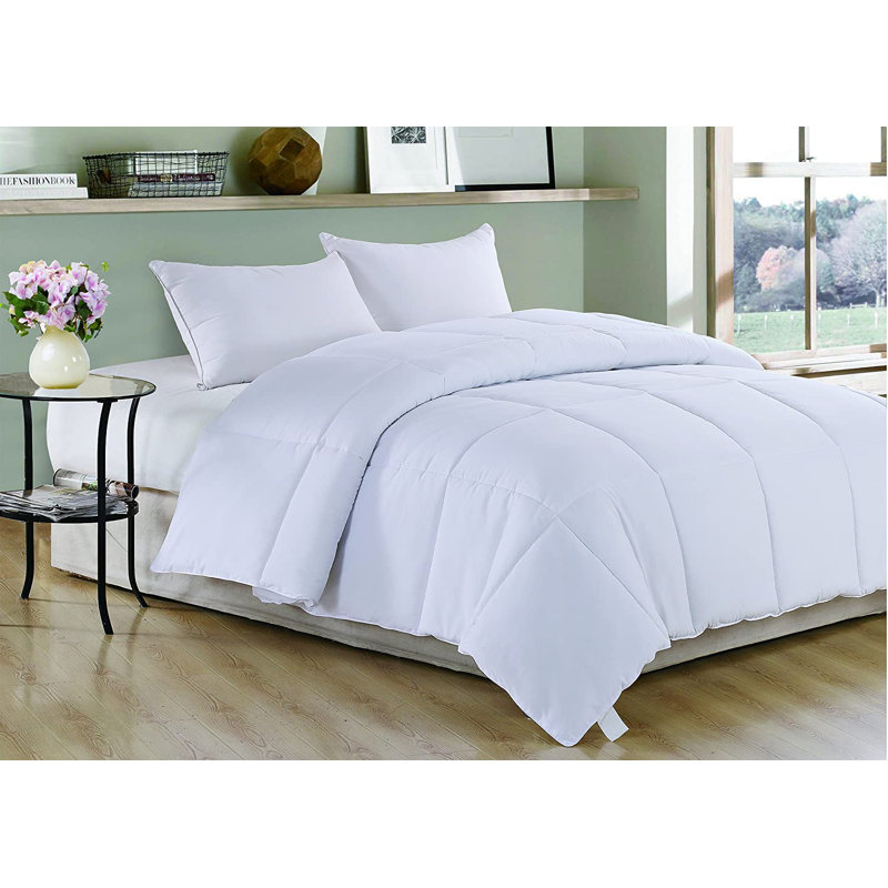 Insertion de couette en duvet synthétique hypoallergénique blanc