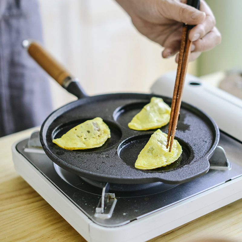 3-Hole Cast Iron Frying Pan