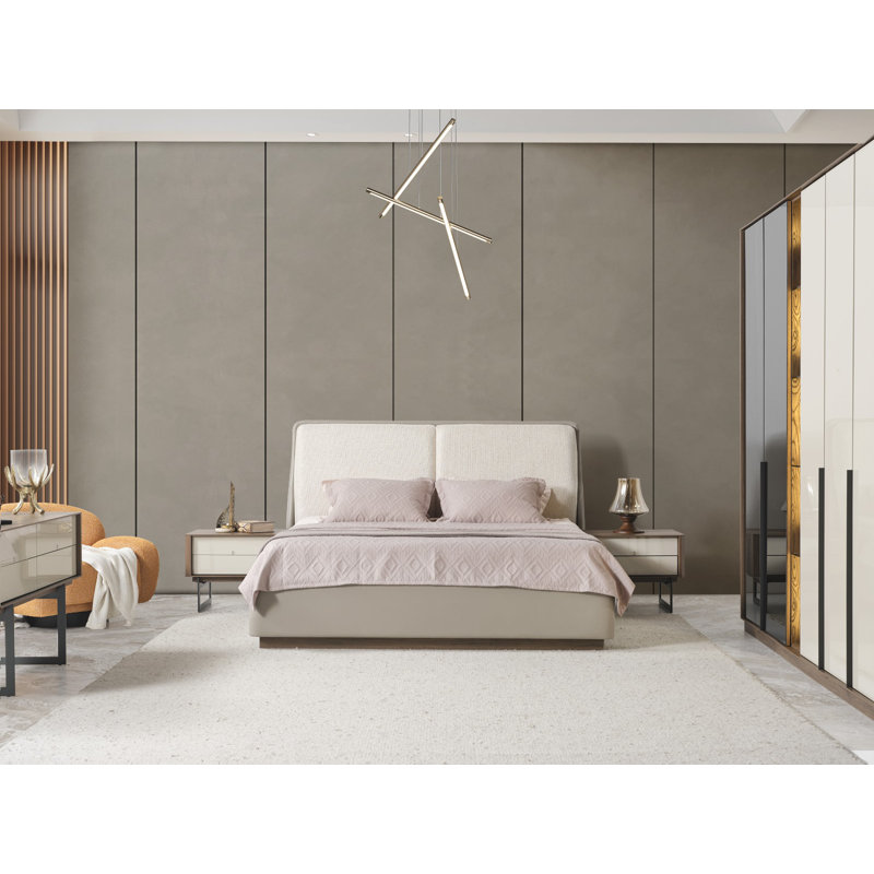 Chattam Upholstered Bed, King