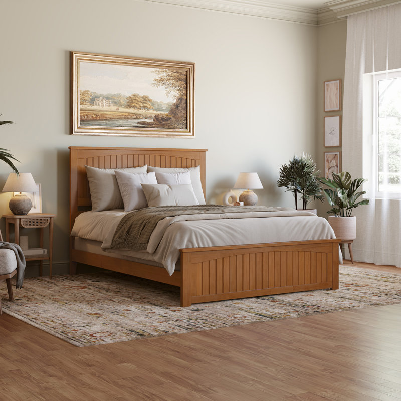 Lit plateforme en bois massif à profil bas Nantucket avec pied de lit assorti, Grand, Caramel clair
