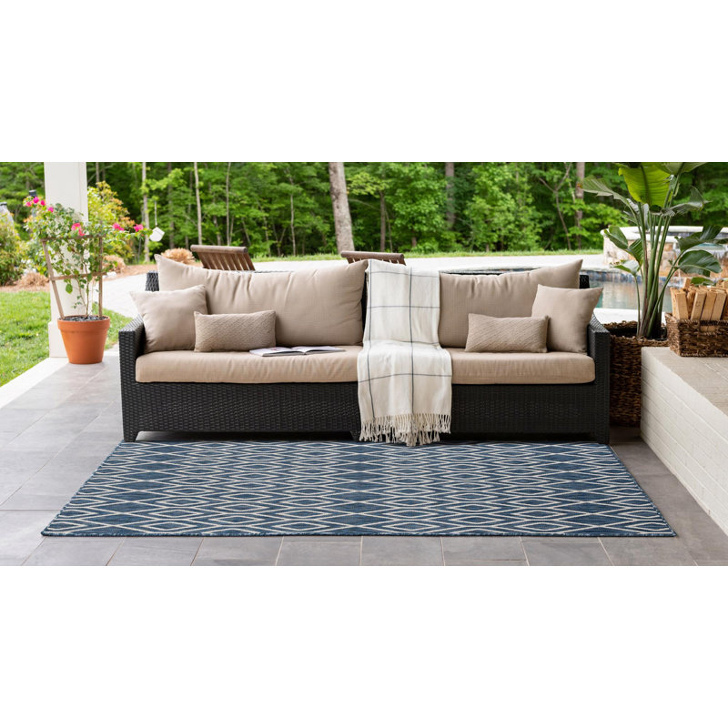 Turks and Caicos Indoor/Outdoor Rug, Rectangle 7'10" x 10', Dark Blue