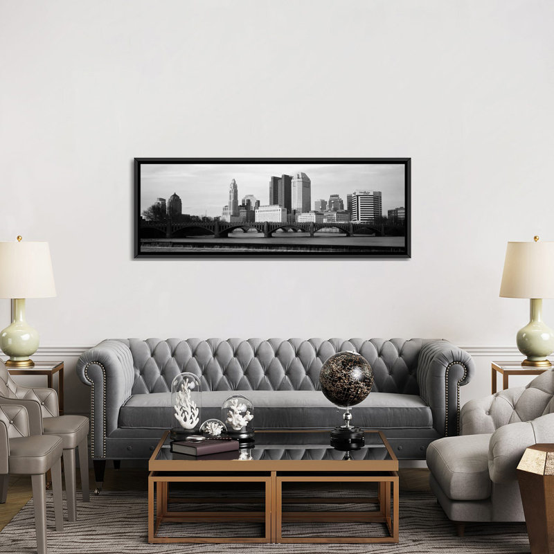 Columbus panoramique cityscape, reproduction de photo sur toile en noir et blanc, H 20 po x l 60 po x P 1,5 po, Noir / blanc