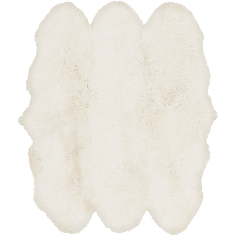 Finis Sheepskin Area Rug, Rectangle 6' x 8'
