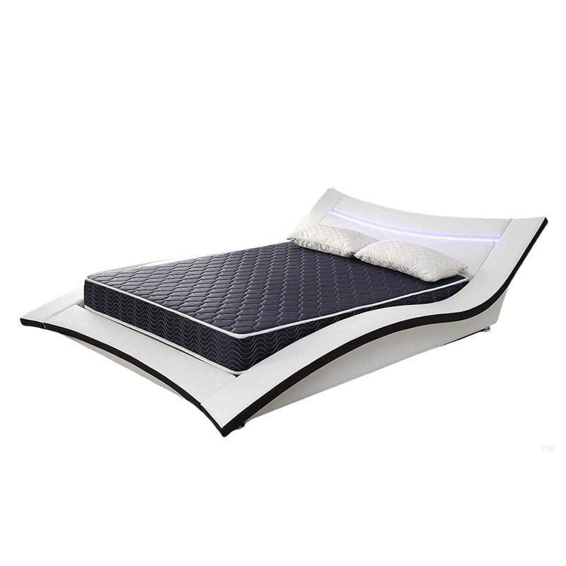 Matelas en mousse haute densité imperméable de 6 pouces avec tissu respirant matelassé bleu marine. La courtepointe assure à la fois style et circulation d'air pour un sommeil frais.