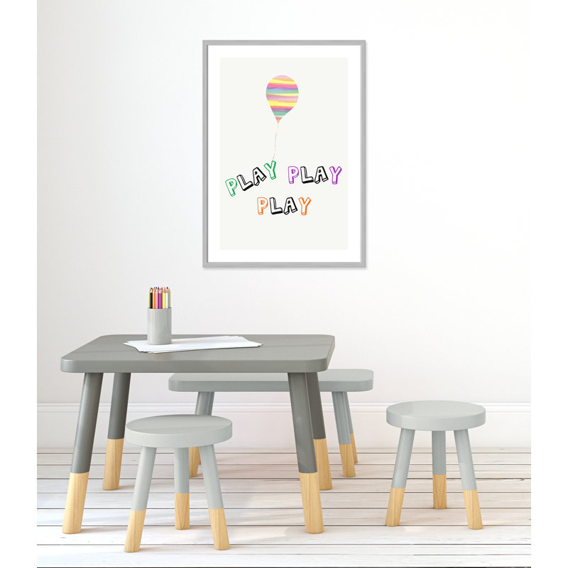 Play Play Play, impression sur papier, H 34,5 po x l 24,5 po x P 1,18 po, Encadré de boîte argent