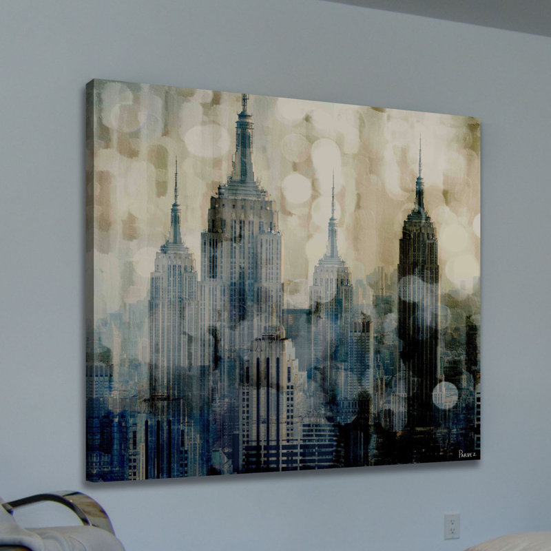« empire », reproduction de photo sur toile tendue, H 12 po x l 12 po x P 1,5 po