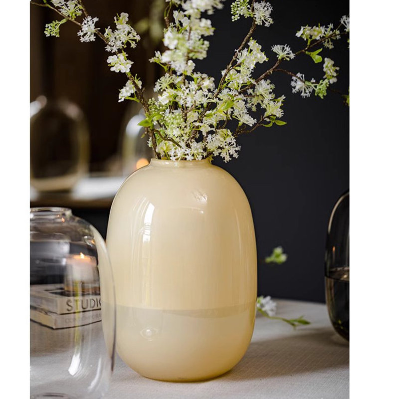 Vase de table en verre Everalda, H 11,8 po x l 7,87 po x P 7,87 po, Jaune