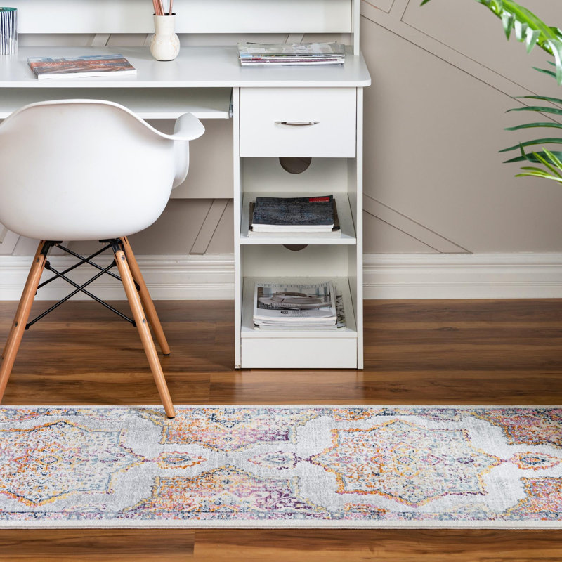 Oriental Indoor Rug, Runner 2'7" x 9'10"