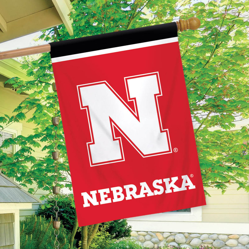 Drapeau de la NCAA Nehusaska Cornhuskers, Nebraska