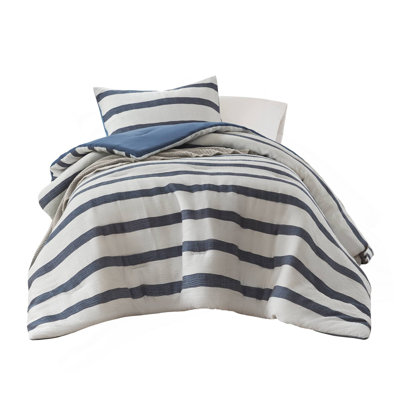 2-Piece Yarn-Dyed Striped Comforter