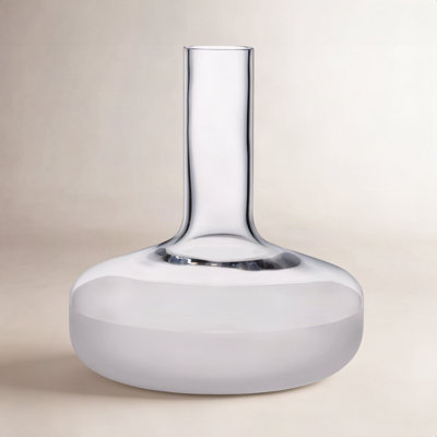Contour 81oz. Carafe