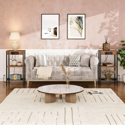 Ensemble de 2 grandes tables de bout avec station de charge, tablettes réglables à 3 niveaux, tables d'appoint de style industriel pour le salon et la chambre à coucher