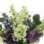 Arrangement floral lilas et eucalyptus dans un pot en verre