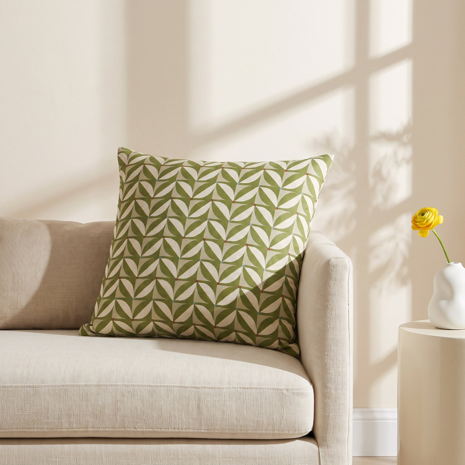 Mattelynn Geometric Indoor/Outdoor Throw Pillow, Green, 
Square 17"