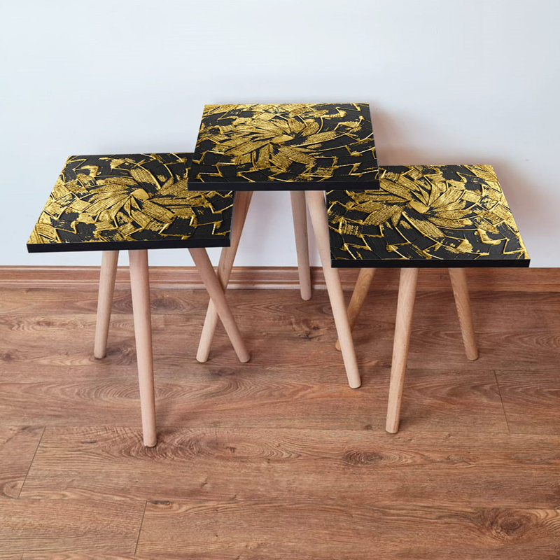 Ensemble de 3 tables gigognes élégantes, noir et or, 13,8 po x 20,5 po x 13,8 po | 100% panneau de fibres à densité moyenne avec pieds en bois de hêtre | Conception géométrique abstraite | Parfait pour le salon, le bureau et la décoration contemporaine, style peu encombrant