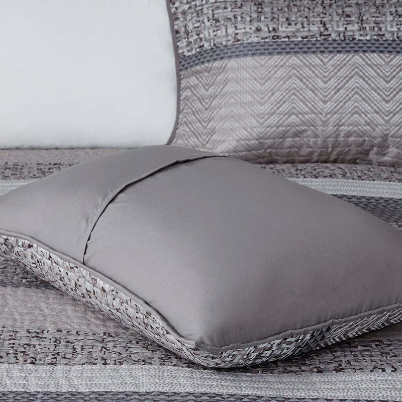 6 Piece Reversible Jacquard Quilt Set With Throw Pillows Grey/Taupe King