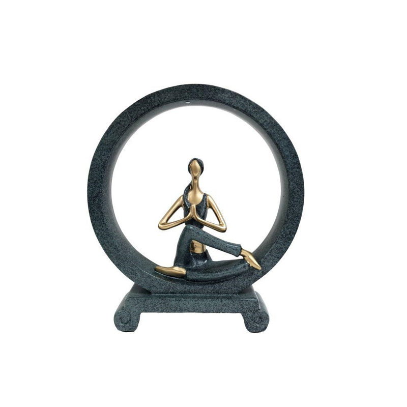 Pose de yoga circle eternal Randeep