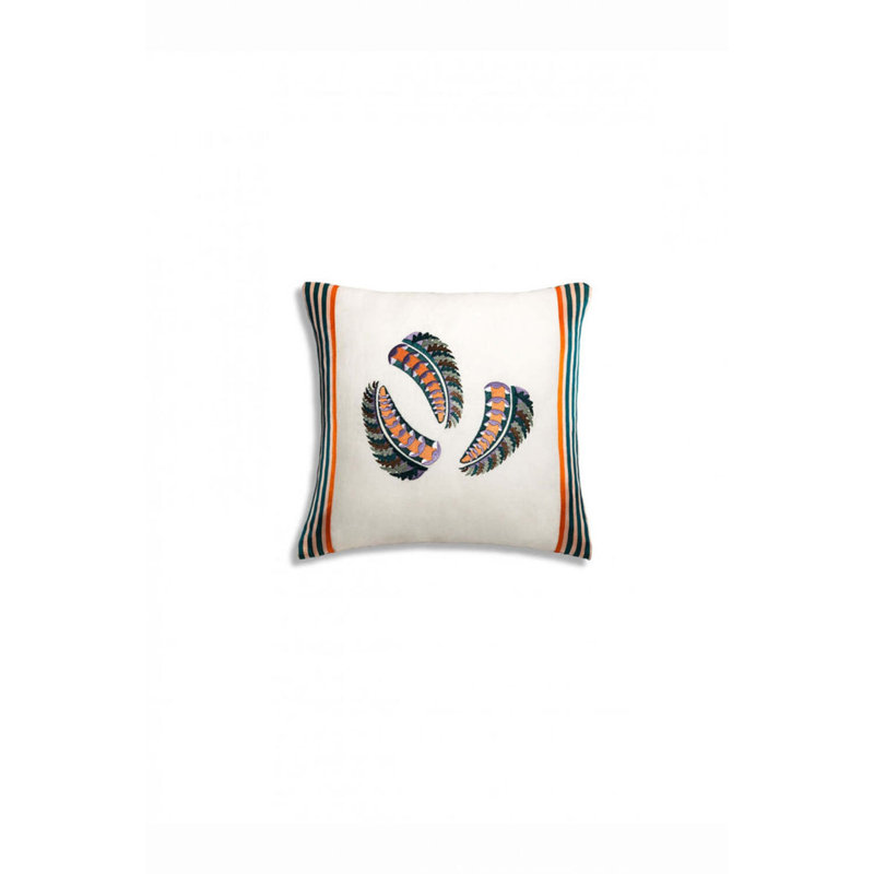 Vertical Kutnu With Pillow