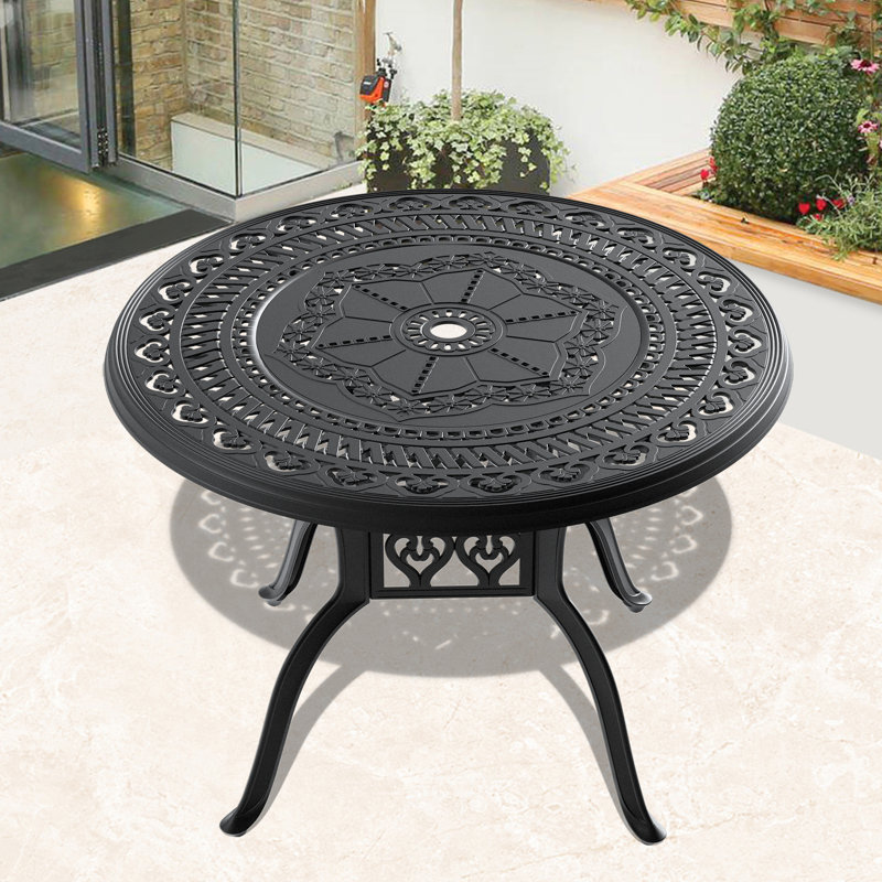 Table de salle à manger en fonte d'aluminium 39,05 po, structure noire et trou pour parasol, motifs délicats, capacité de poids de 160 lb, ronde pour 4 personnes, résistante aux intempéries, sièges confortables, superposables, couleur aléatoire