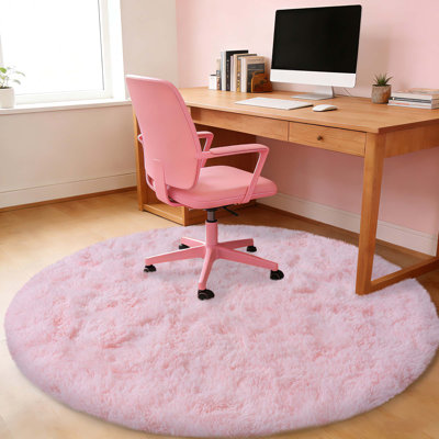Tapis rose à poils longs et antidérapant à poils longs et antidérapants